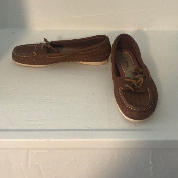 Basket Weave Sperrys - Picture 1 of 2